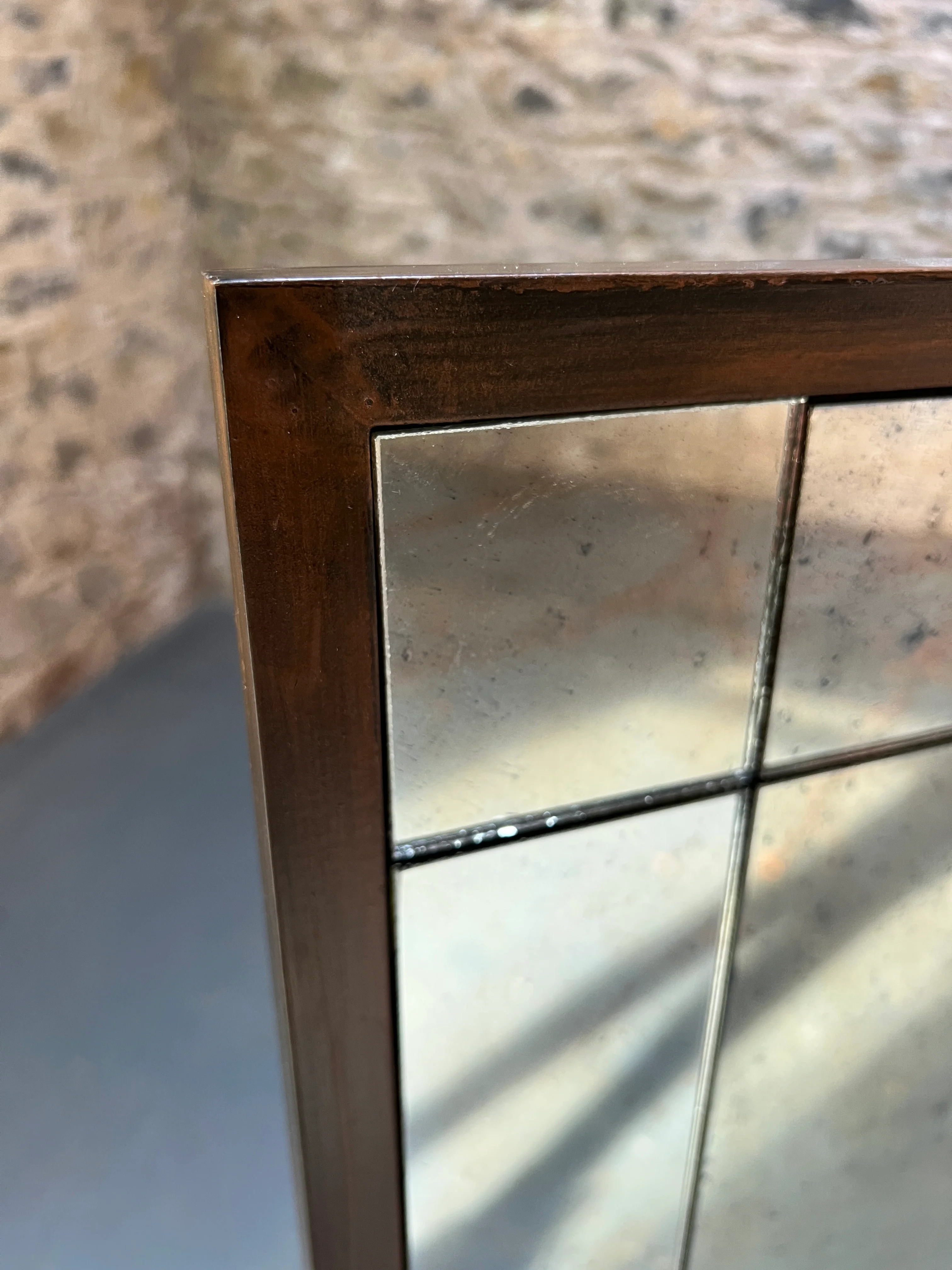 Border panel mirror design in Fox with bronze frame - 897 x 1150mm - Image 4