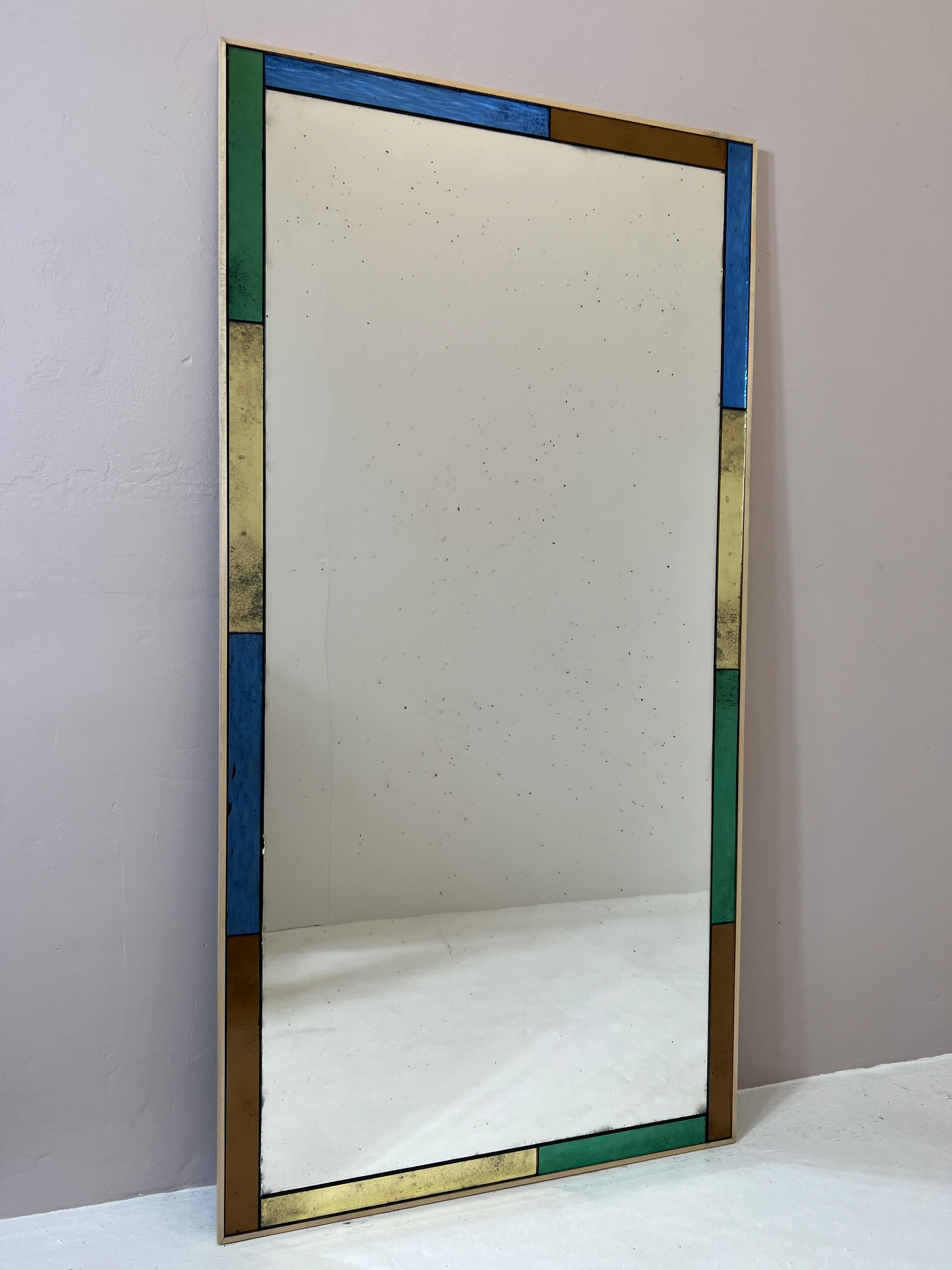 Coloured Water Glass border with wobble glass centre - 1230 x 613mm - Image 4