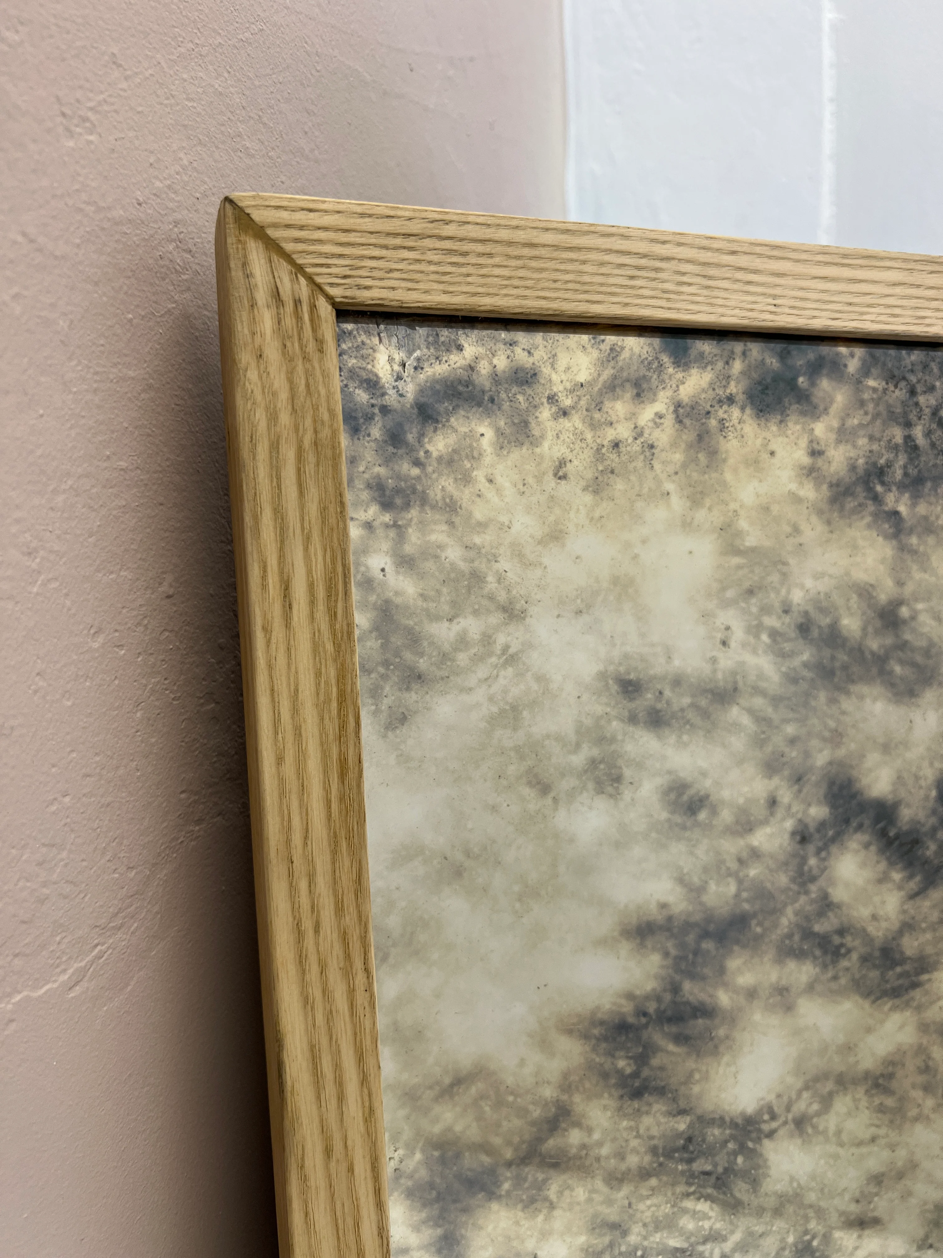 Oak framed antiqued mirror - 470 x 930mm - Image 2