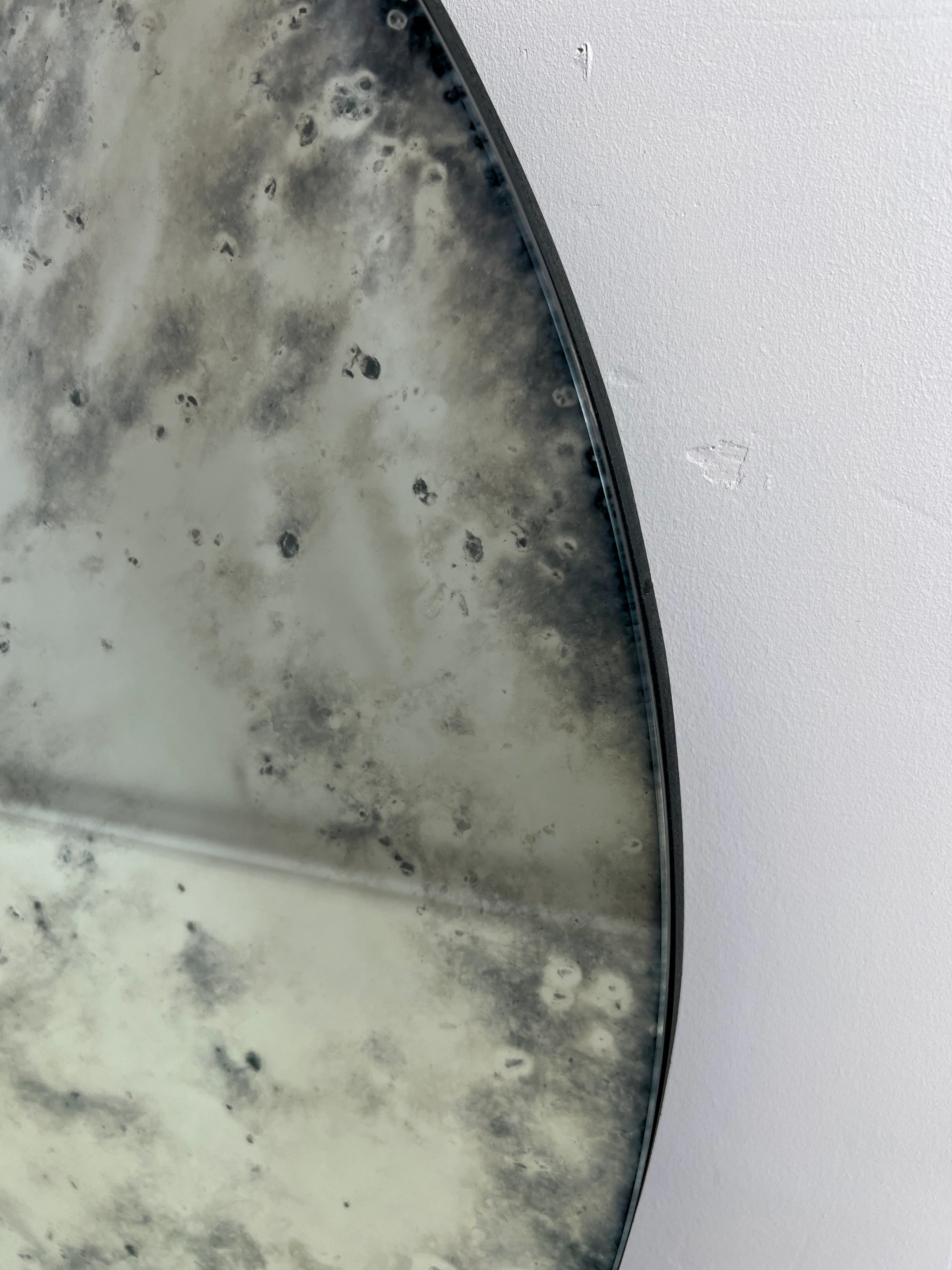 Medium Vintage Circle - 790mm Diameter - Image 3