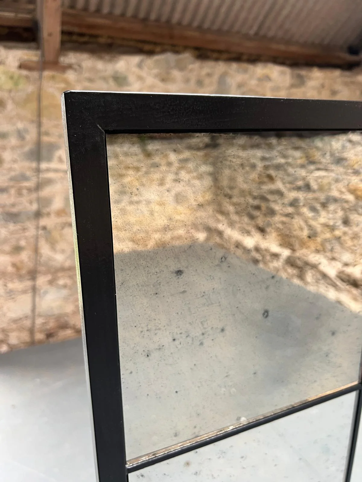Crittal mirror in Light Mottle - 767 x 1260mm - Image 2