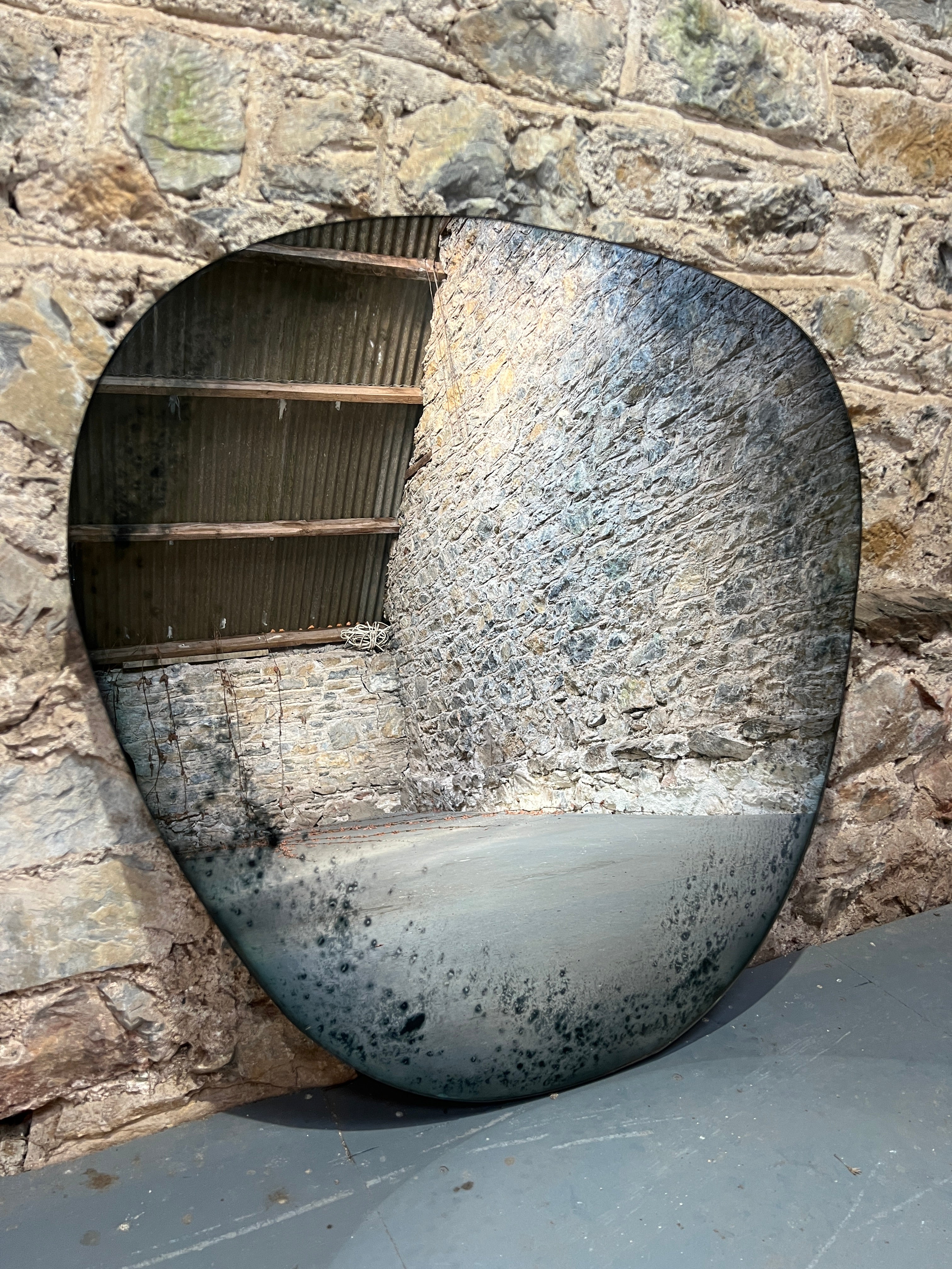 Heavy Edges Pebble - 765 x 770mm - Image 5