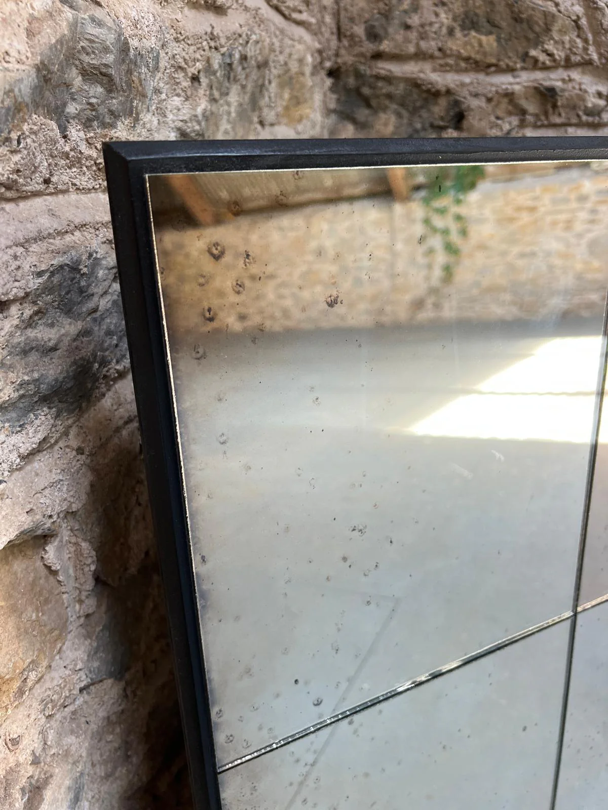 Panelled mirror in warm restoration finish - 670 x 870mm - Image 5