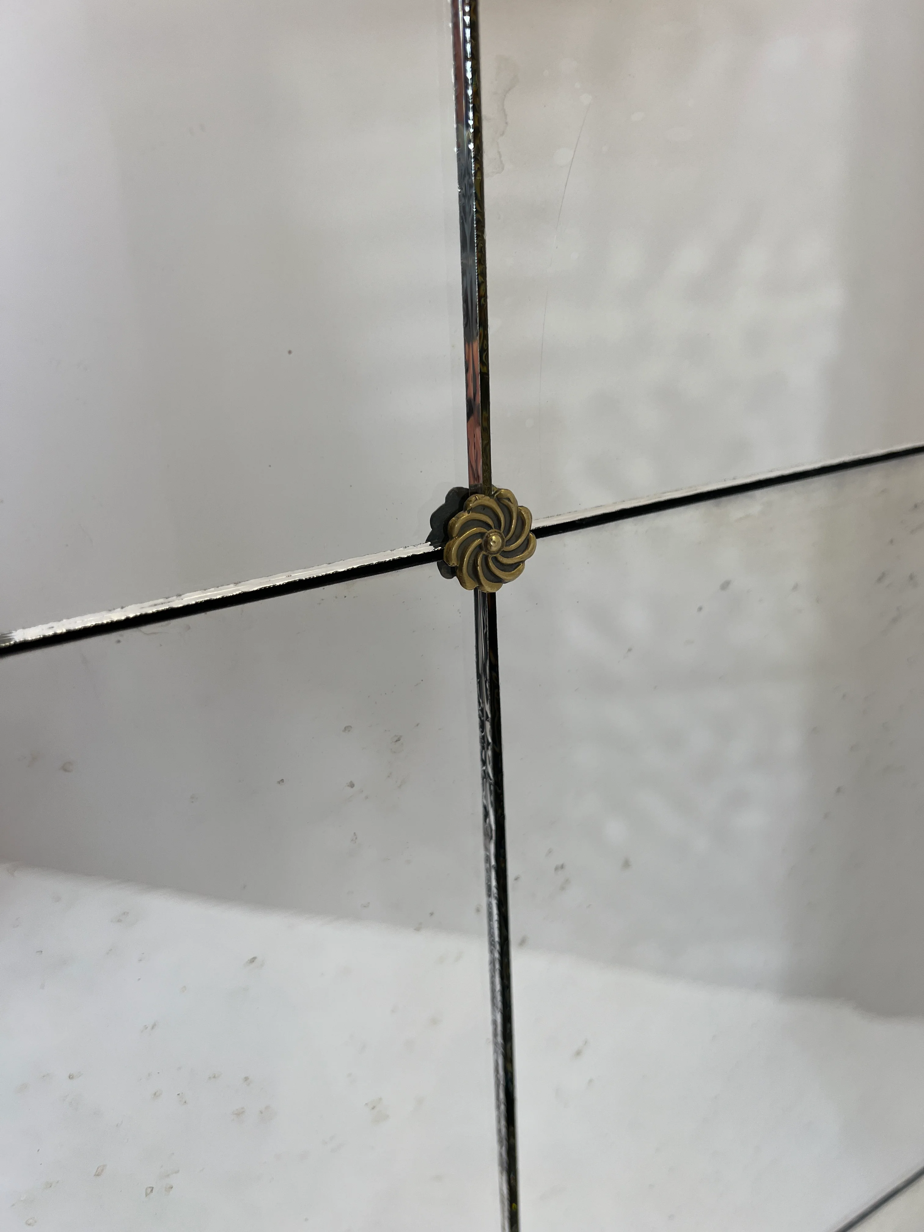 Panelled Wobble Glass - 740 x 1228mm - Image 3