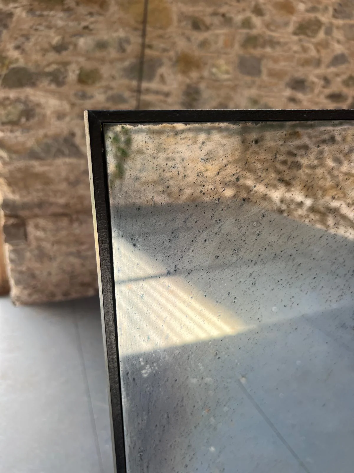 Single panel Smoke/Mottled mirror - 777 x 1030mm - Image 2