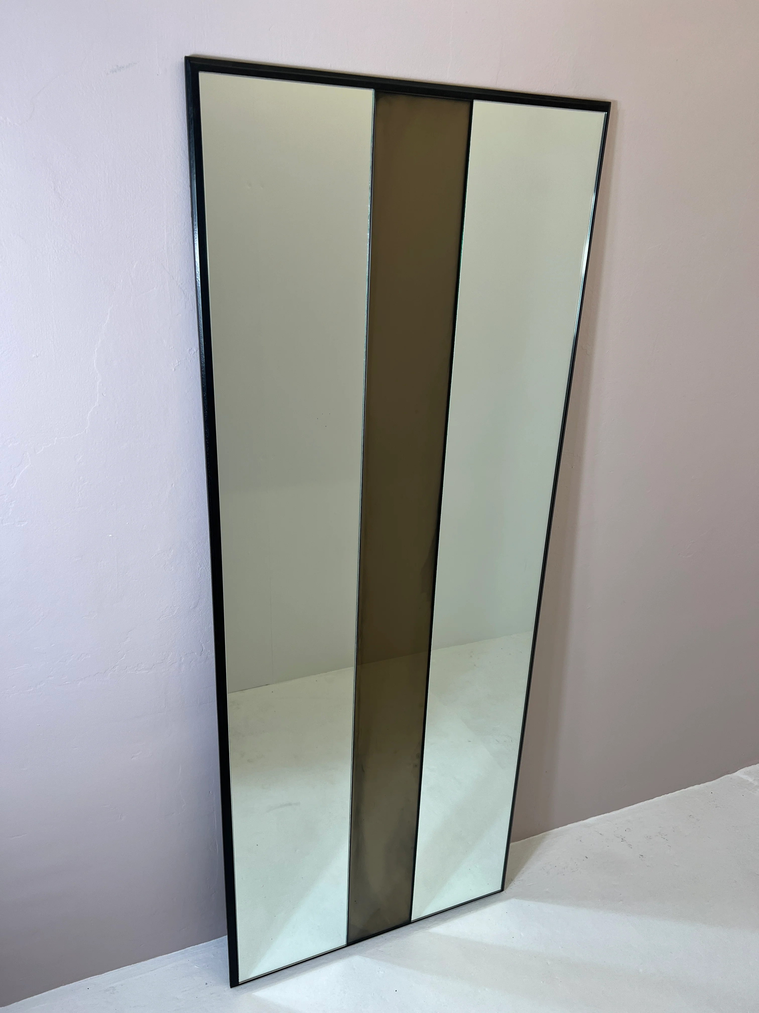 The Bauhaus inspired, bronze stripe - 660 x 1730mm